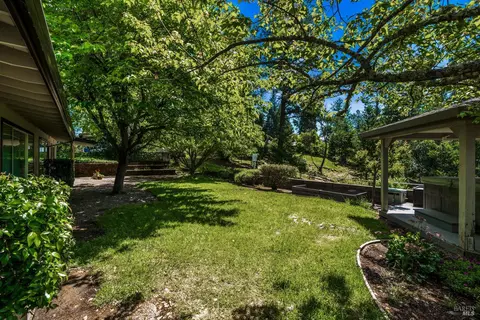 Exterior - 625-629 Hill Rd, Angwin, CA 94508 photo 19 of 21