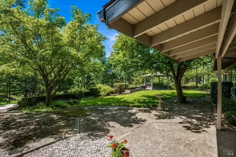 Exterior - 625-629 Hill Rd, Angwin, CA 94508 photo 20 of 21