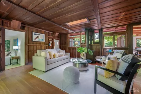 90 Laurel View Way, Inverness, CA 94937