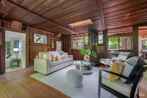 90 Laurel View Way, Inverness, CA 94937