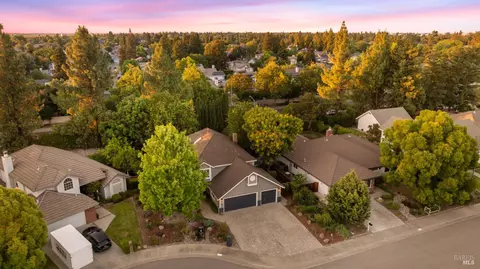 View/Area - 1370 Estates Dr, Dixon, CA 95620 photo 1 of 4