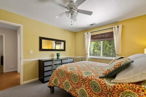 Bedroom - 1370 Estates Dr, Dixon, CA 95620 photo 8 of 8