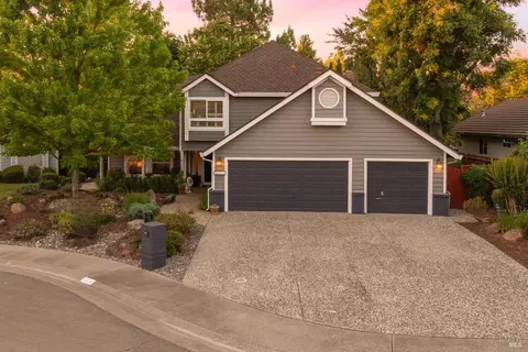 1370 Estates Dr, Dixon, CA 95620