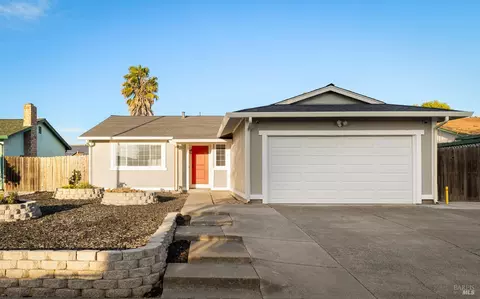 817 Blue Bill Way, Suisun City, CA 94585
