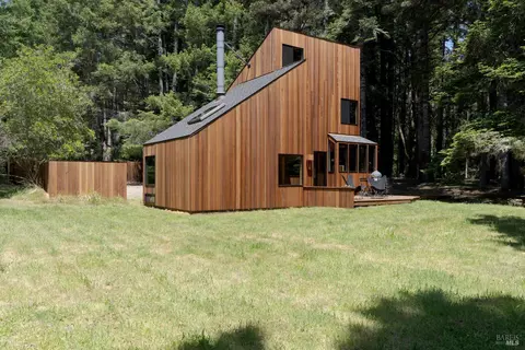 36778 Timber Ridge Rd, The Sea Ranch, CA 95497