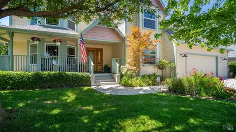 Exterior - 770 Collier Dr, Dixon, CA 95620 photo 4 of 23