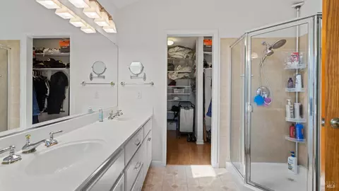 Bath - 770 Collier Dr, Dixon, CA 95620 photo 6 of 6