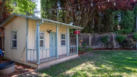 Exterior - 770 Collier Dr, Dixon, CA 95620 photo 12 of 23