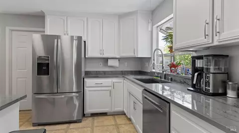 Kitchen - 770 Collier Dr, Dixon, CA 95620 photo 3 of 3