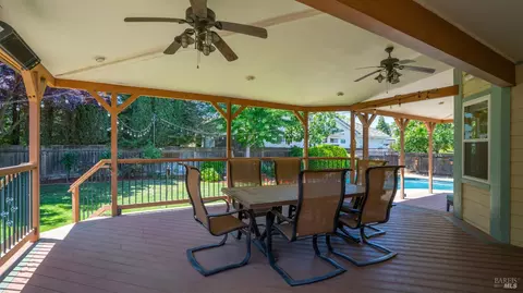 Exterior - 770 Collier Dr, Dixon, CA 95620 photo 7 of 23