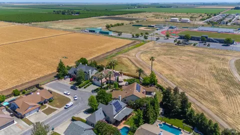 View/Area - 770 Collier Dr, Dixon, CA 95620 photo 5 of 5