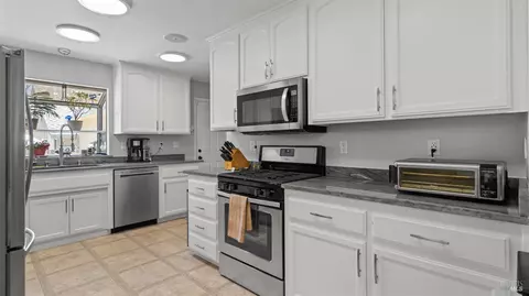 Kitchen - 770 Collier Dr, Dixon, CA 95620 photo 1 of 3