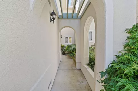 Entry Way - 129 Shoal Dr W, Vallejo, CA 94591 photo 1 of 4