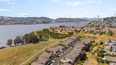 View/Area - 129 Shoal Dr W, Vallejo, CA 94591 photo 4 of 11