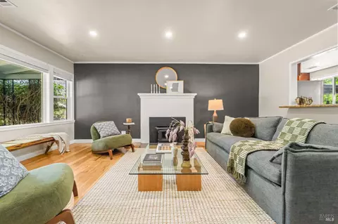 330 Monroe St, Napa, CA 94559