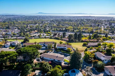 View/Area - 312 Skyline Dr, Vallejo, CA 94591 photo 7 of 11