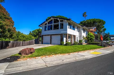 Exterior - 312 Skyline Dr, Vallejo, CA 94591 photo 20 of 21