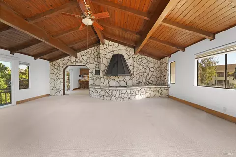Living - 312 Skyline Dr, Vallejo, CA 94591 photo 2 of 12