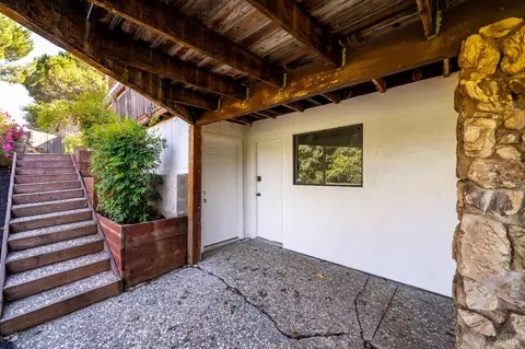 Exterior - 312 Skyline Dr, Vallejo, CA 94591 photo 6 of 21