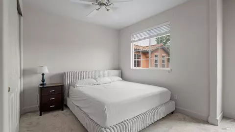 Bedroom - 8417 Benavente Ct, Vallejo, CA 94591 photo 8 of 10