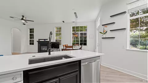 Kitchen - 8417 Benavente Ct, Vallejo, CA 94591 photo 6 of 6