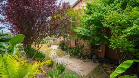 Exterior - 8417 Benavente Ct, Vallejo, CA 94591 photo 15 of 23