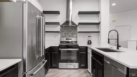 Kitchen - 8417 Benavente Ct, Vallejo, CA 94591 photo 4 of 6