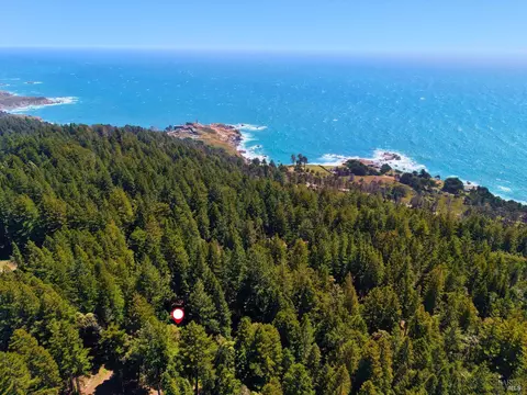 22051 Rust Dr, Timber Cove, CA 95450 photo 4