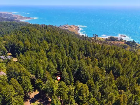 22051 Rust Dr, Timber Cove, CA 95450 photo 3