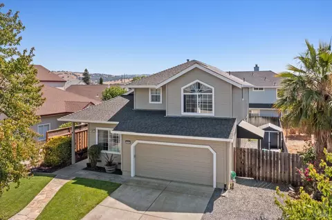 2092 Waltzer Rd, Santa Rosa, CA 95403