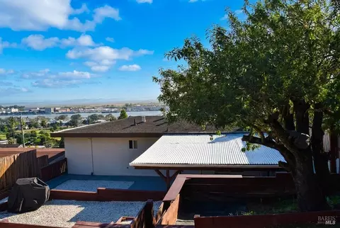 Exterior - 178 Baxter St, Vallejo, CA 94590 photo 10 of 13