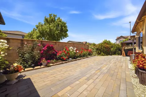 5305 Kirby Pl, Rohnert Park, CA 94928