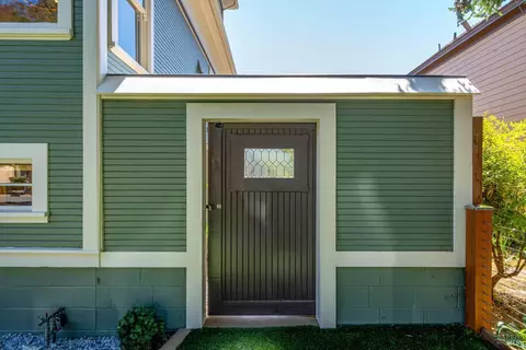 Exterior - 376 Randolph St, Napa, CA 94559 photo 5 of 20