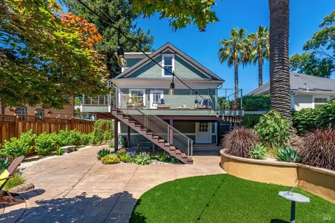 Exterior - 376 Randolph St, Napa, CA 94559 photo 7 of 20