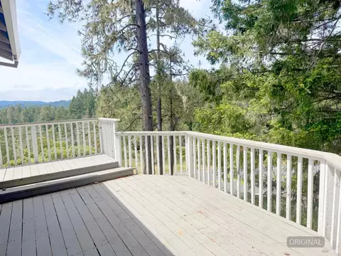 Exterior - 27620 Poppy Dr, Willits, CA 95490 photo 4 of 6
