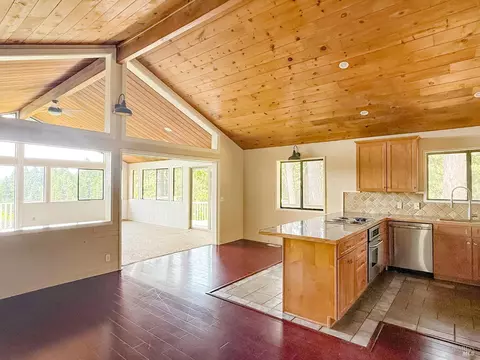Kitchen - 27620 Poppy Dr, Willits, CA 95490 photo 1 of 3