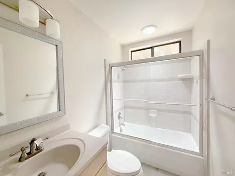 Bath - 27620 Poppy Dr, Willits, CA 95490 photo 3 of 3