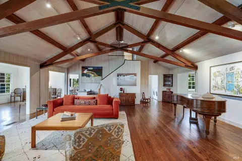 Living - 19210 State Highway 128 Hwy, Calistoga, CA 94515 photo 5 of 7
