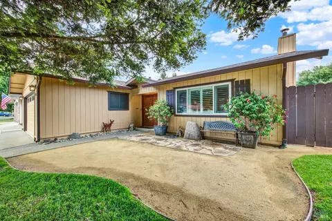 1000 Weyand Way, Dixon, CA 95620