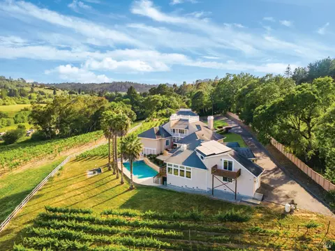 691 Ferguson Rd, Sebastopol, CA 95472