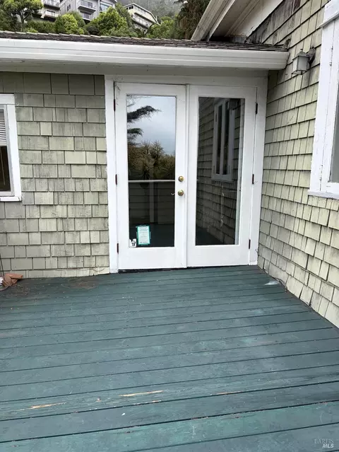 Exterior - 643 Main St, Sausalito, CA 94965 photo 9 of 15
