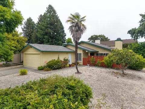 366 Wren Dr, Santa Rosa, CA 95401