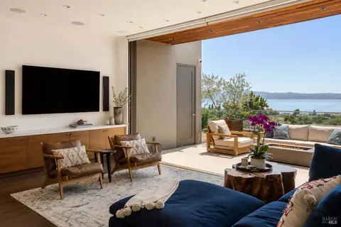 4755 Paradise Dr, Tiburon, CA 94920