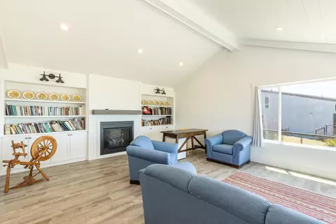 Living - 4706 Carmet Dr, Bodega Bay, CA 94923 photo 3 of 5
