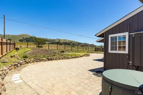 Exterior - 4706 Carmet Dr, Bodega Bay, CA 94923 photo 4 of 11