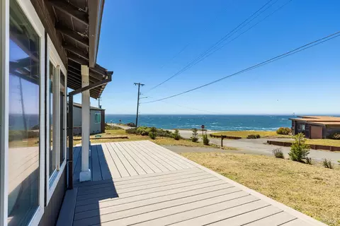 Exterior - 4706 Carmet Dr, Bodega Bay, CA 94923 photo 3 of 11