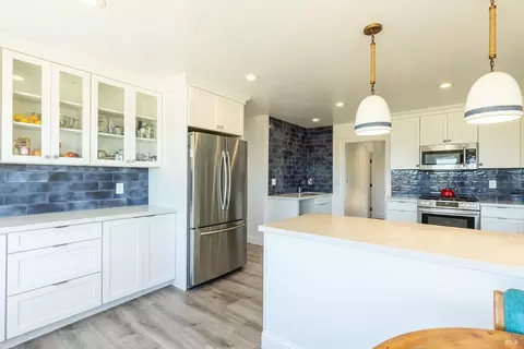 Kitchen - 4706 Carmet Dr, Bodega Bay, CA 94923 photo 9 of 10
