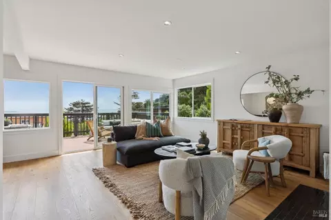 120-122 West St, Sausalito, CA 94965