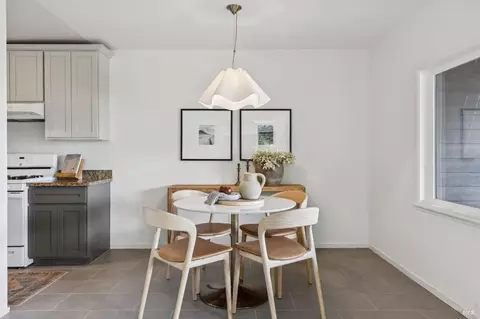 Dining - 120-122 West St, Sausalito, CA 94965 photo 3 of 4