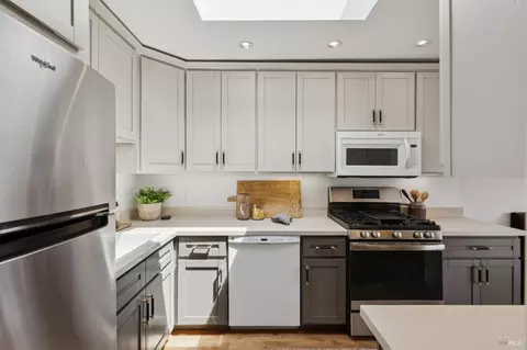 Kitchen - 120-122 West St, Sausalito, CA 94965 photo 2 of 5